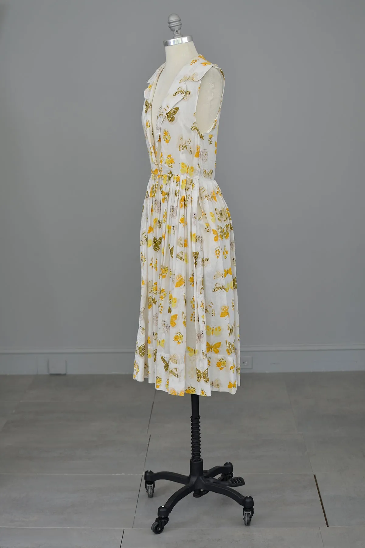 1940s 50s Novelty Butterfly Print Dress