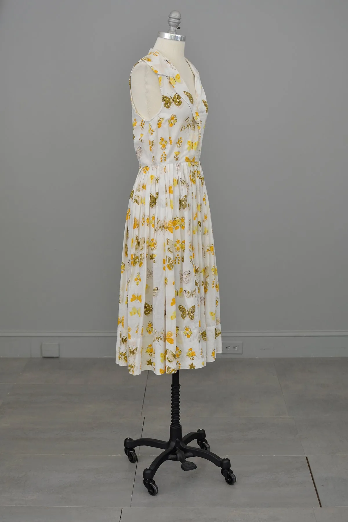 1940s 50s Novelty Butterfly Print Dress