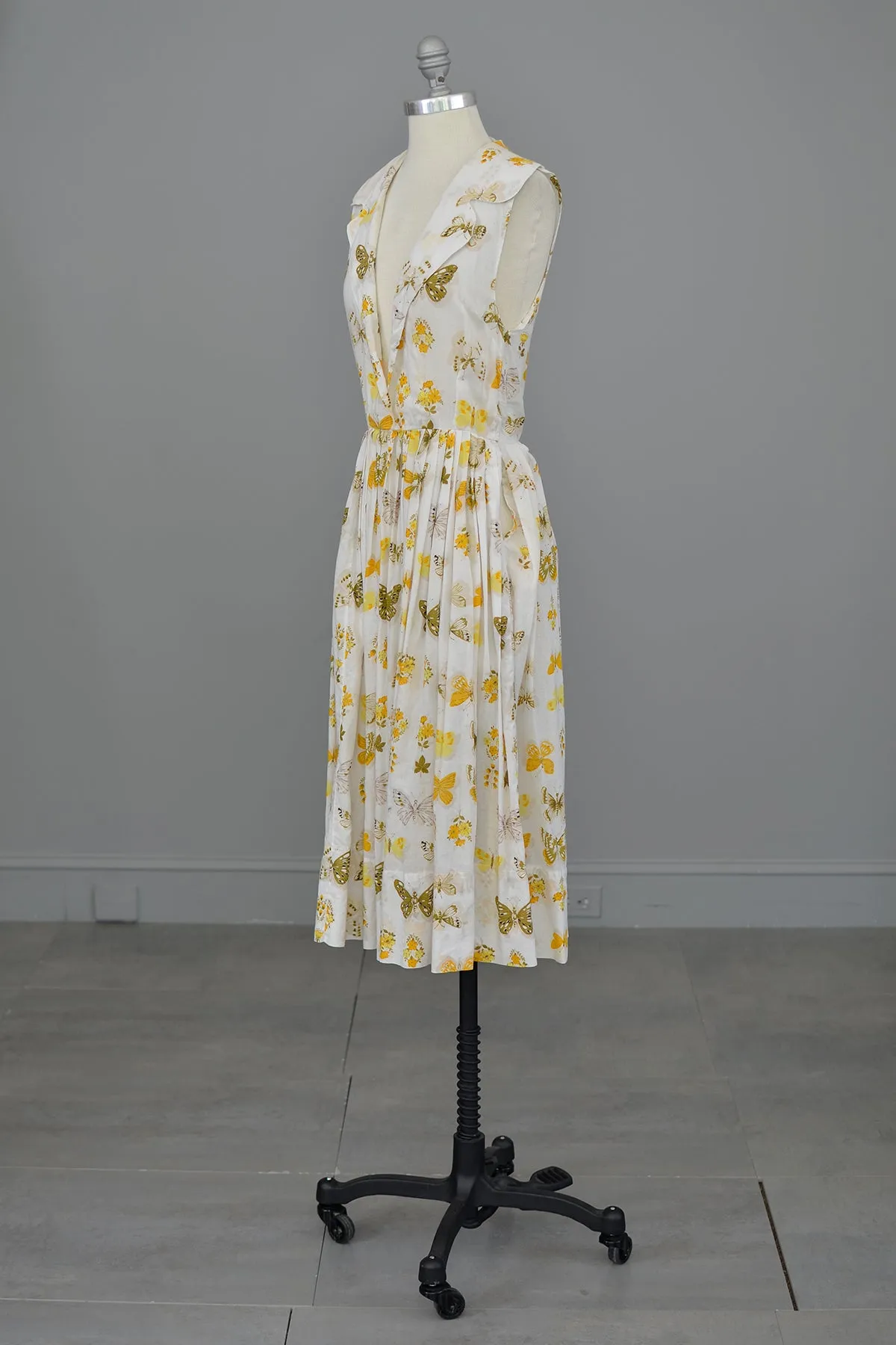 1940s 50s Novelty Butterfly Print Dress