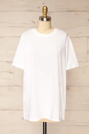 Akumi White | Classic T-Shirt