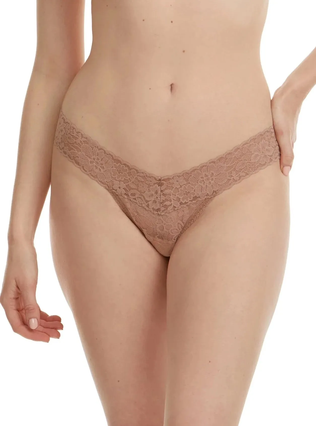 Hanky Panky Daily Lace Low-Rise Thong